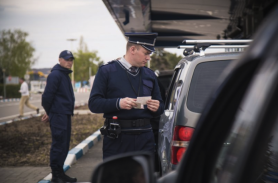 Tot mai multe teste Covid-19 falsificate sunt identificate la trecerea frontierei